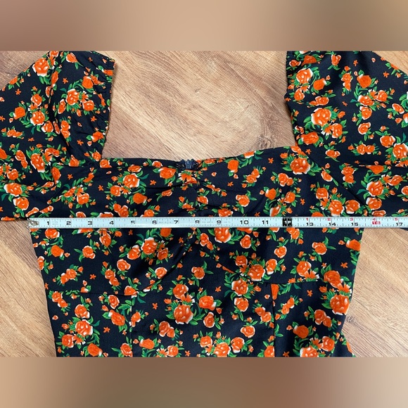 Missguided Milkmaid Dark Floral Dress Size 4 Sweetheart Neckline Slit Puffy - Picture 9 of 12